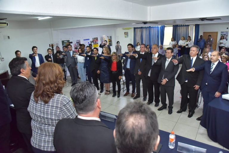 TOMA PROTESTA LAMARQUE CANO