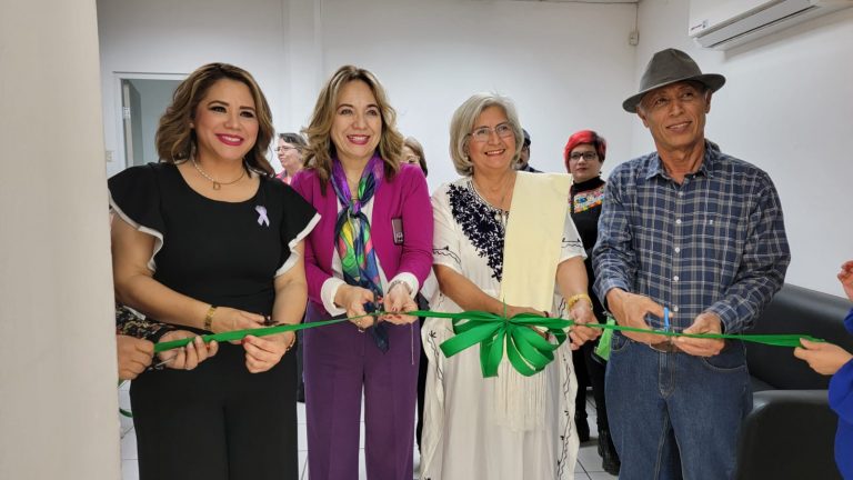 EXPOSICIÓN DE PINTURAS 1