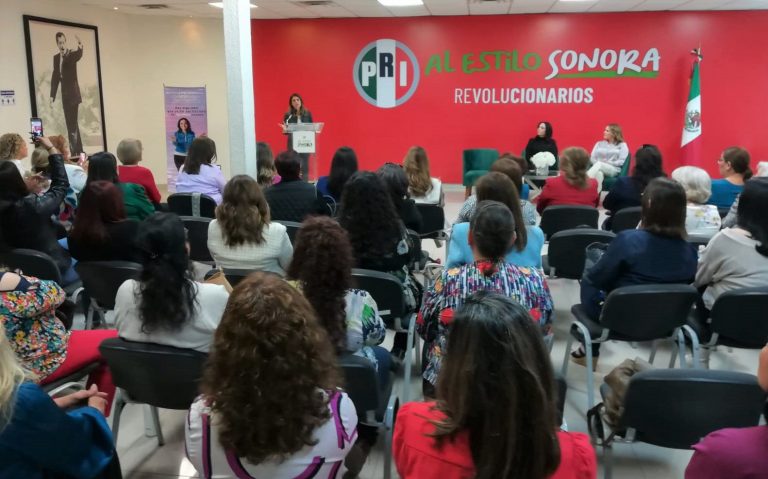 MUJERES CADA VEZ MÁS 2