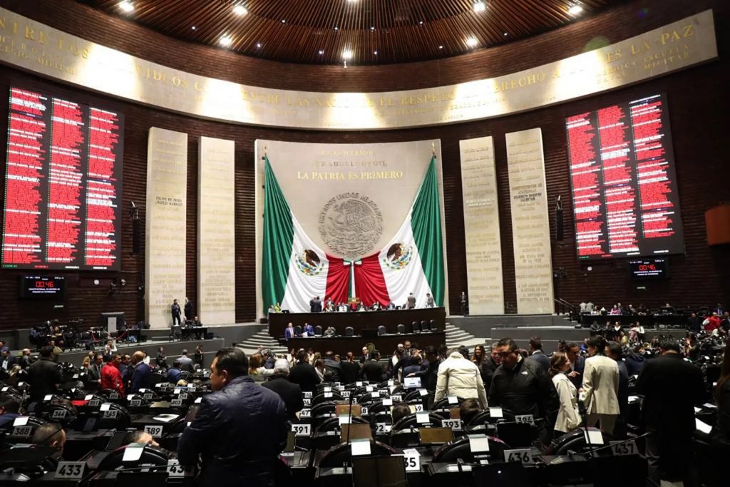 PIDE OPOSICIÓN EN SAN LÁZARO DISCUTIR REFORMA A LA JORNADA LABORAL