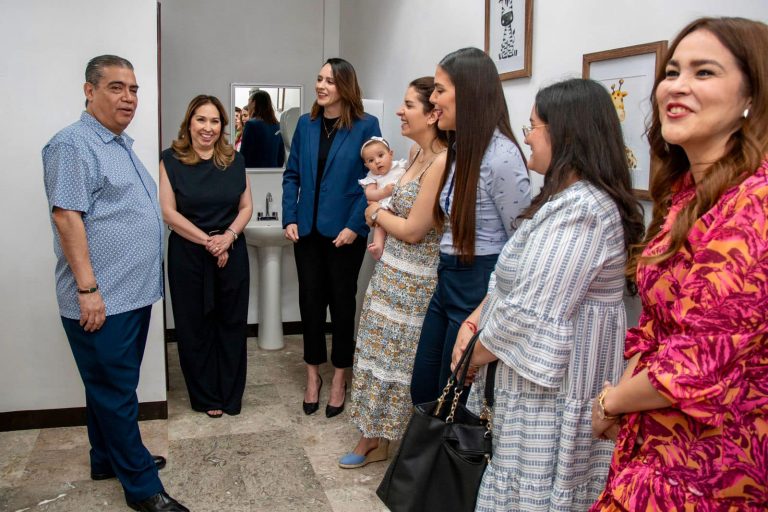 INAUGURAN ÁREA DE LACTANCIA 2