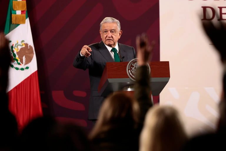 amlo