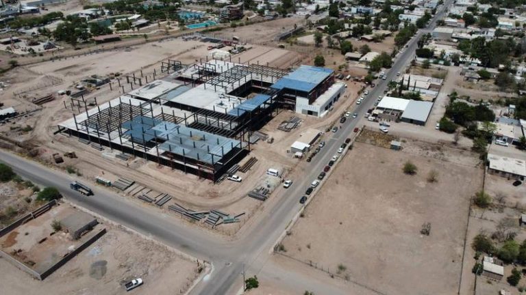 Beneficia Gobernador Durazo a navojoenses 3