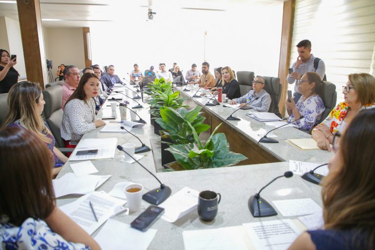 EN PARLAMENTO ABIERTO1