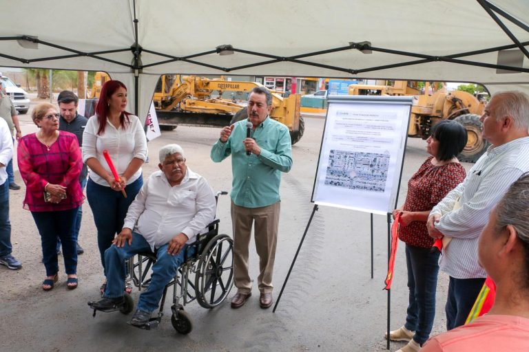 PRESIDENTE MUNICIPAL DA BANDERAZO (1)