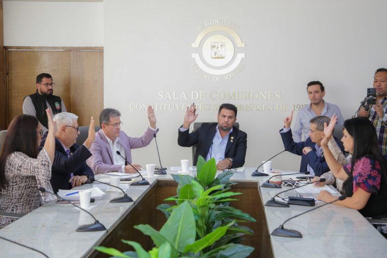INSTALAN COMISIÓN