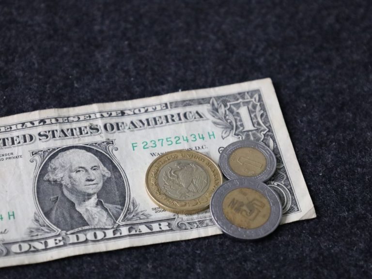 precio-dolar-peso-mexico-domingo
