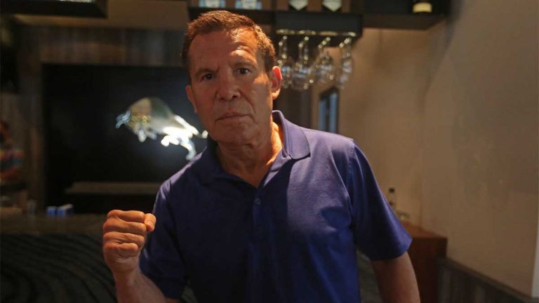 Julio Cesar Chavez 1.jpg