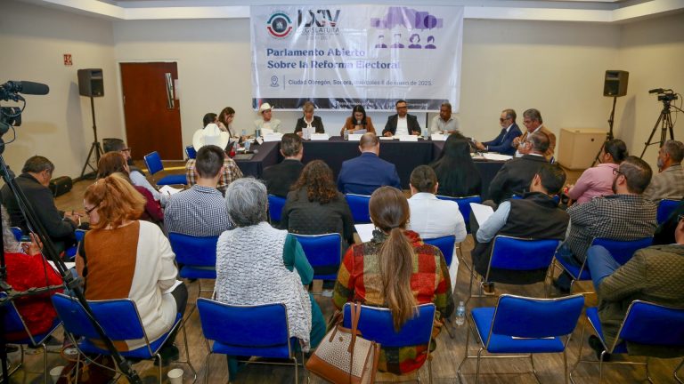 El Congreso de Sonora escucha2