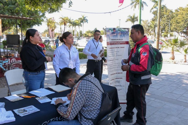 INVITAN A LAS Y LOS JÓVENES (1)