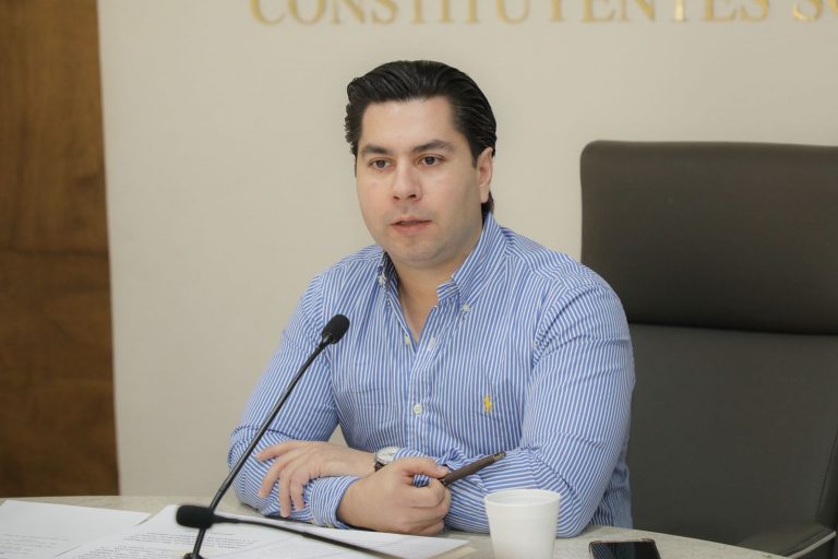 LEGISLADORES 2
