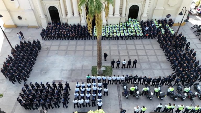 VIGILARÁ POLICÍA 2