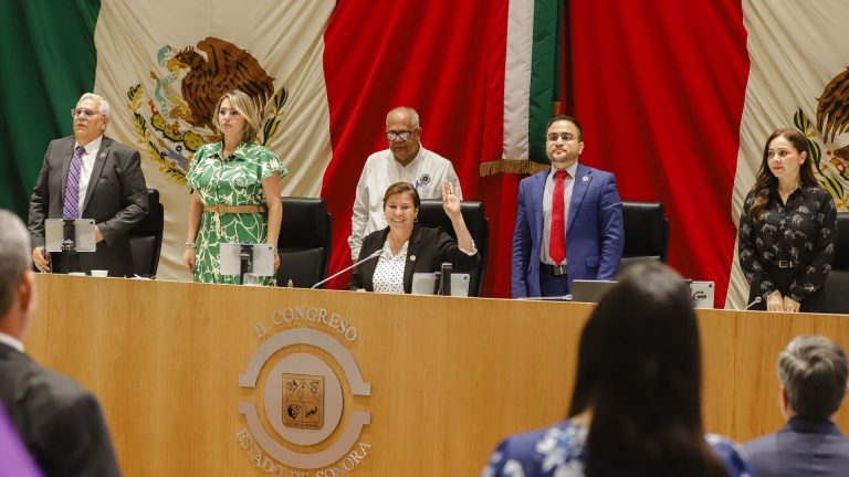 APRUEBA CONGRESO