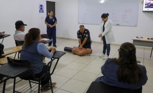 IMPARTE ACADEMIA DE POLICÍA (1)