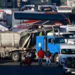 México asegura que hay atención y diálogo con transportistas pese a bloqueos carreteros