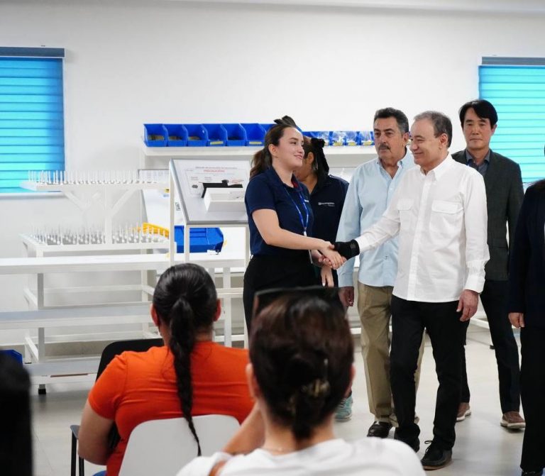 GOBERNADOR DURAZO COLOCA (3)