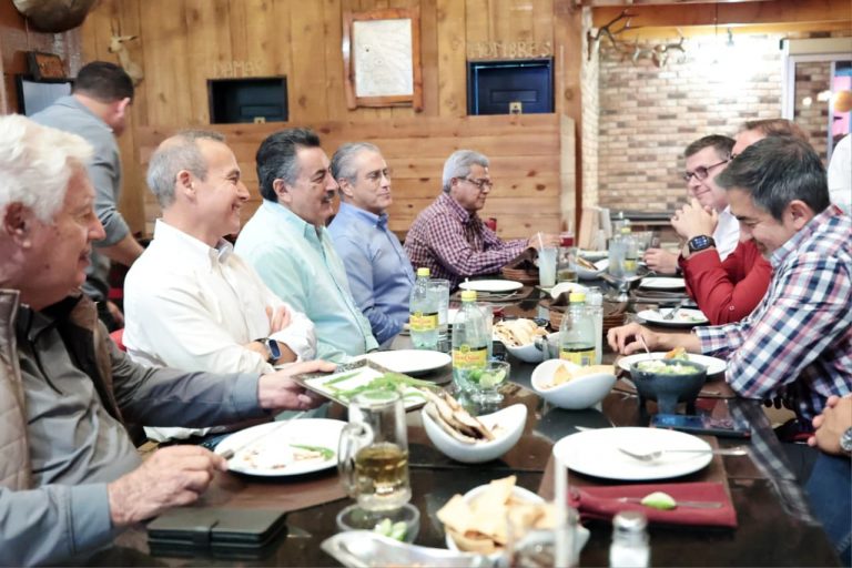 SOSTIENE MESA DE DIÁLOGO (3)