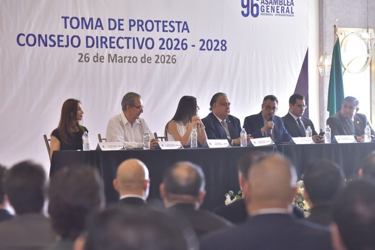 toma protesta canaco (2)