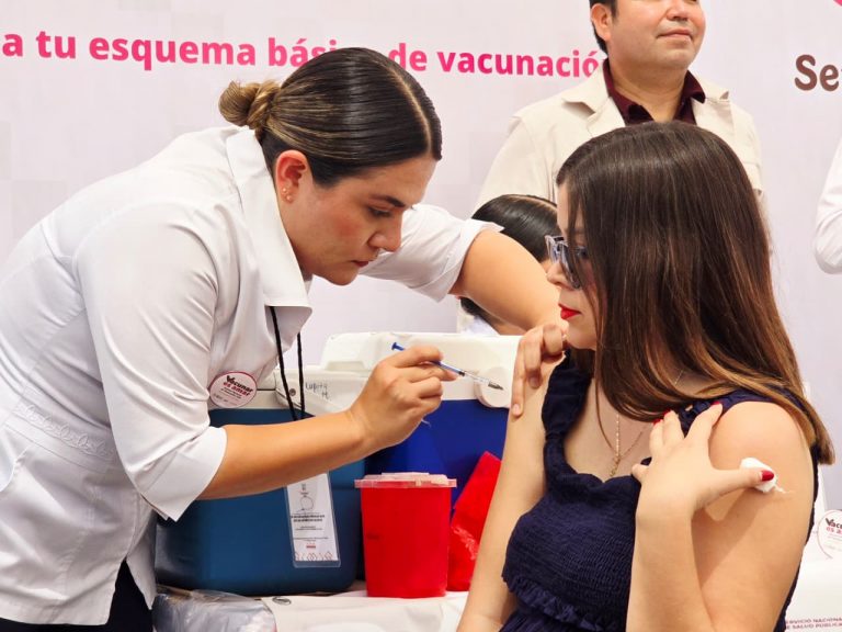 ACOMPAÑA PRESIDENTE (2)