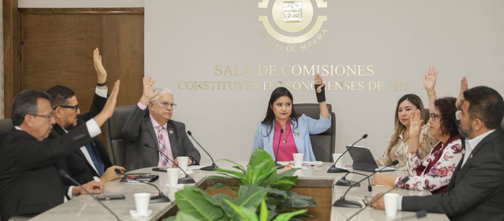 El-Congreso-de-Sonora-avala-en-comision-2-1024x449.jpg