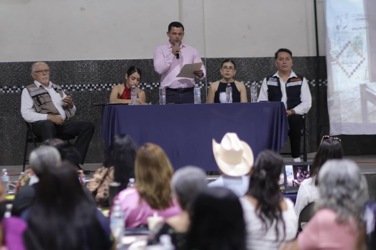 FORTALECE GOBIERNO ESTATAL Y MUNICIPAL (4)