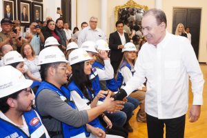 GOBERNADOR DURAZO CONSOLIDA (4)