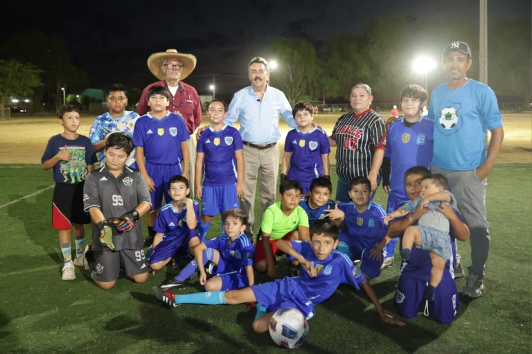 CON MÁS CANCHAS ILUMINADAS (4)