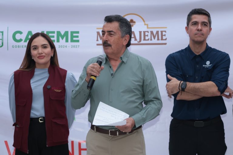 INAUGURA JAVIER LAMARQUE 1