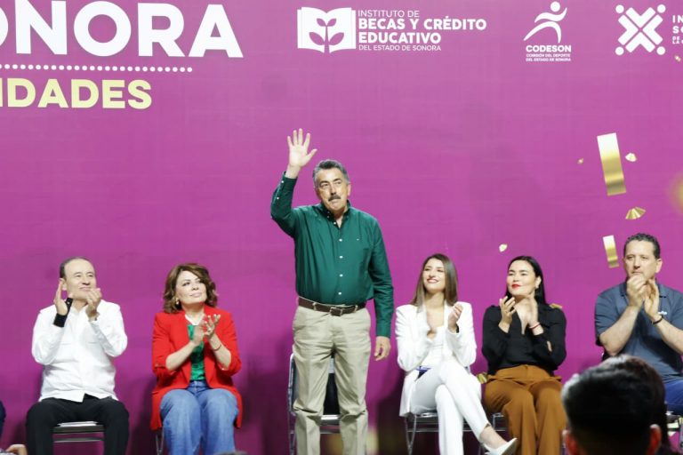 LAMARQUE Y DURAZO (2)