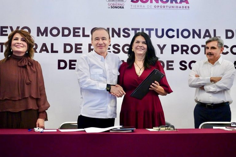 GOBERNADOR DURAZO CONSTRUYE (2)