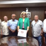 RECONOCE ALCALDESA (2)