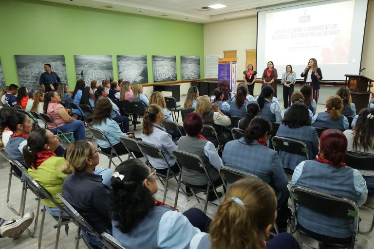 A TRAVÉS DE CONFERENCIA (3)